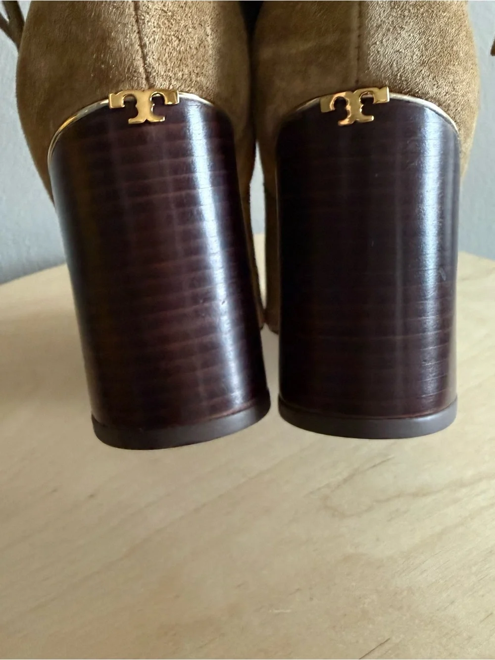 Tory Burch Gigi Slouchy Ankle Suede Boots Size 9.5 Boho Tan